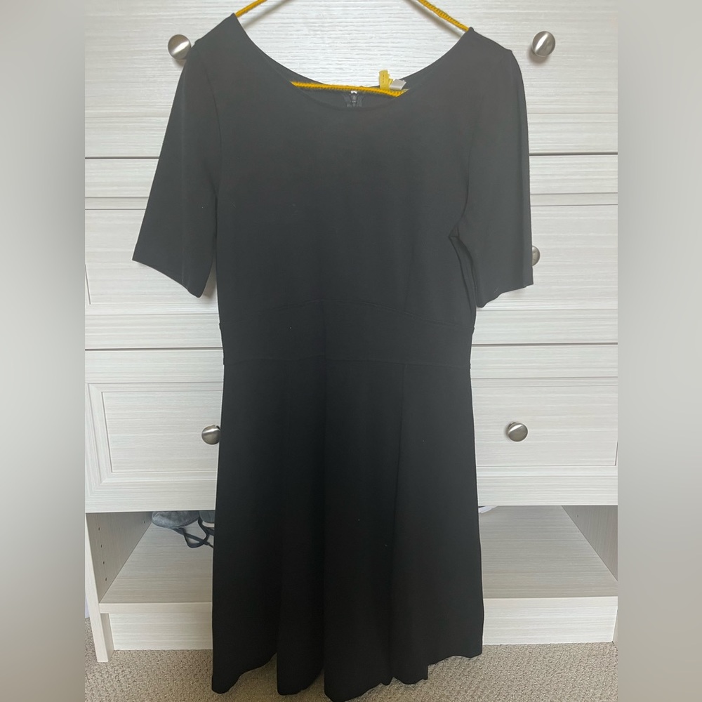 Size 6 : quarter sleeve black JCrew zip-up dress